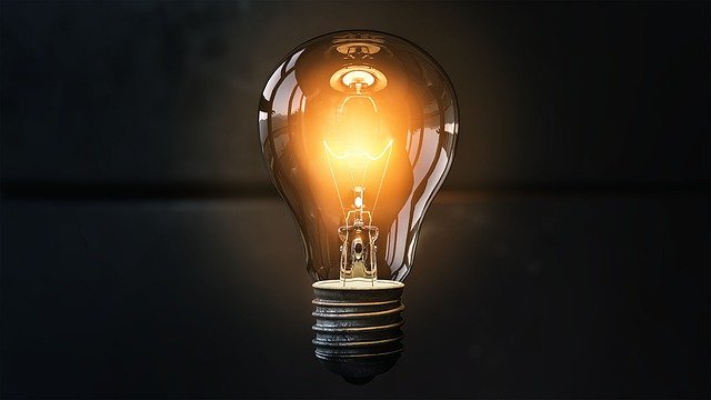 A sparkling light bulb